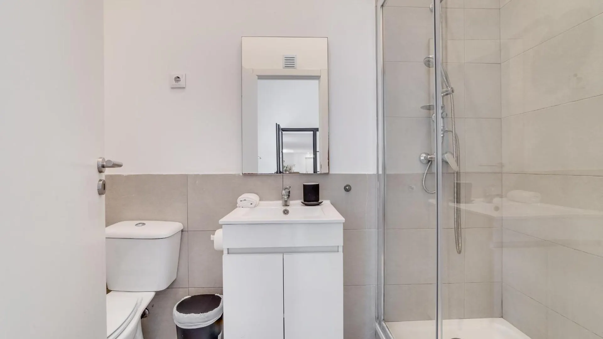 Fornos Deluxe Apartments Lisboa 0*,  Portugal